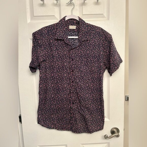 Kovalum Canadian Made Floral Button Up Shirt - Picture 1 of 2